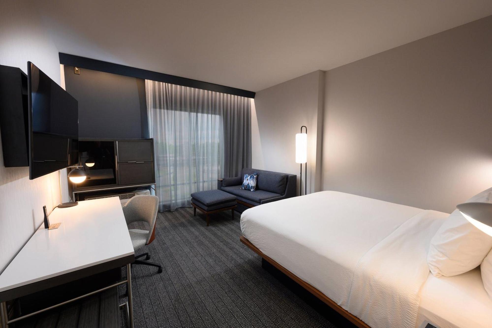 Courtyard By Marriott Charlotte Waverly Ballantyne Exteriér fotografie